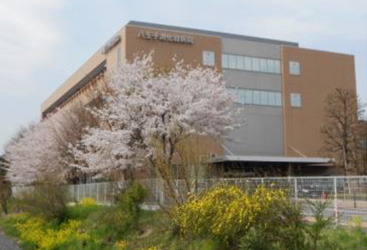 2002年 現地に新築移転