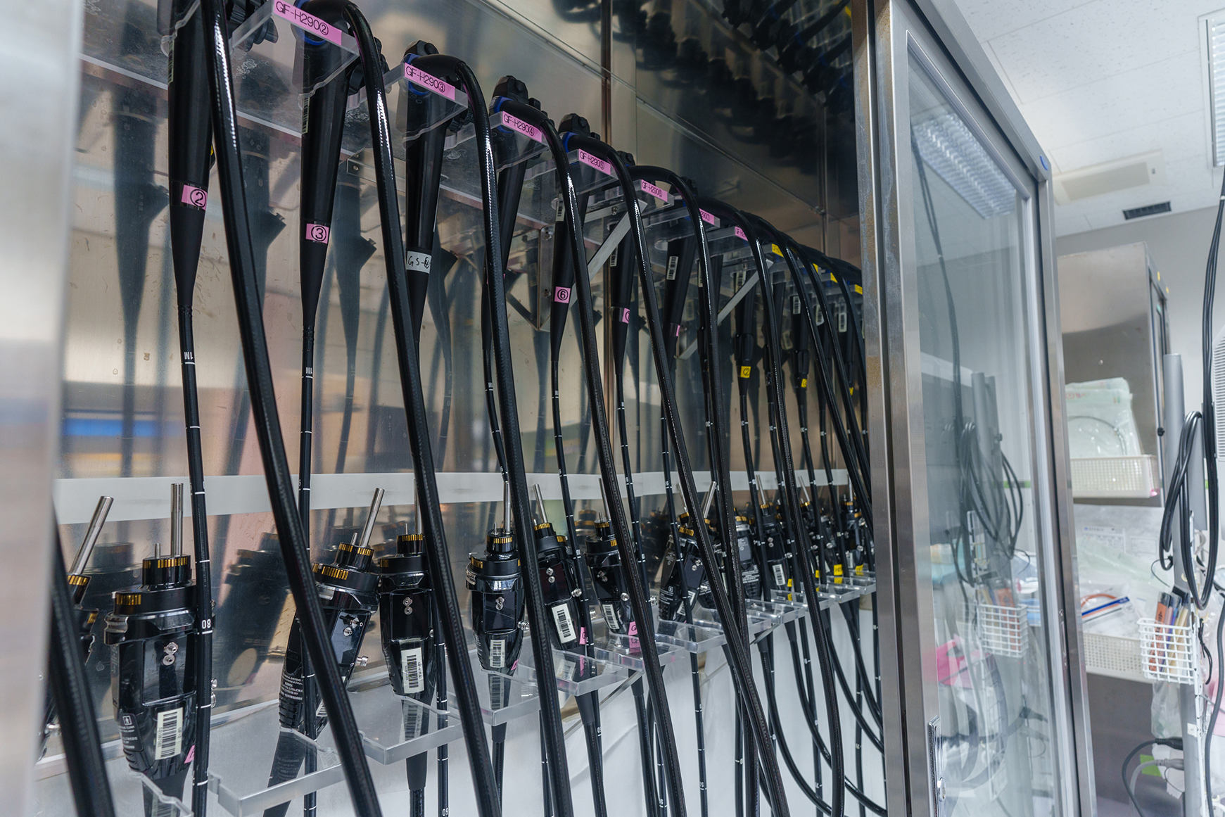 消化器疾患に対する専門性の高い診療体制・検査機器を整えています。  